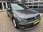 Volkswagen Tiguan 1.4 TSI ACT Highline / Pano / 360"CAM / Tr, Euro 6, 4 cilinders, 150 pk, Alcantara