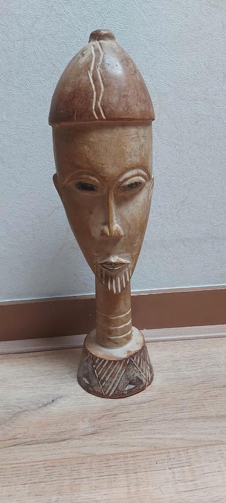 Afrikaans Houten Beeld - Handgesneden, Antiek en Kunst, Kunst | Beelden en Houtsnijwerken, Ophalen of Verzenden