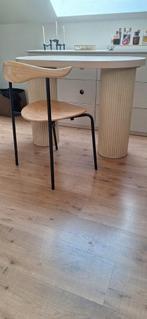 Design jotex bureau met  Carl Hansen & Son stoel, Ophalen, 25 tot 50 cm, Rechthoekig