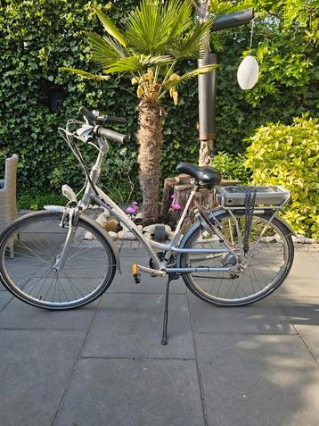 Elektrische fiets batavus volta beschikbaar voor biedingen