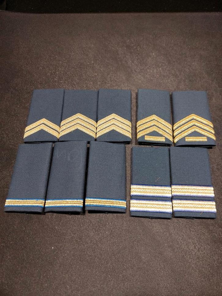 rangen/epauletten/klu/luchtmacht, Verzamelen, Militaria | Algemeen, Luchtmacht, Embleem of Badge, Nederland, Ophalen of Verzenden