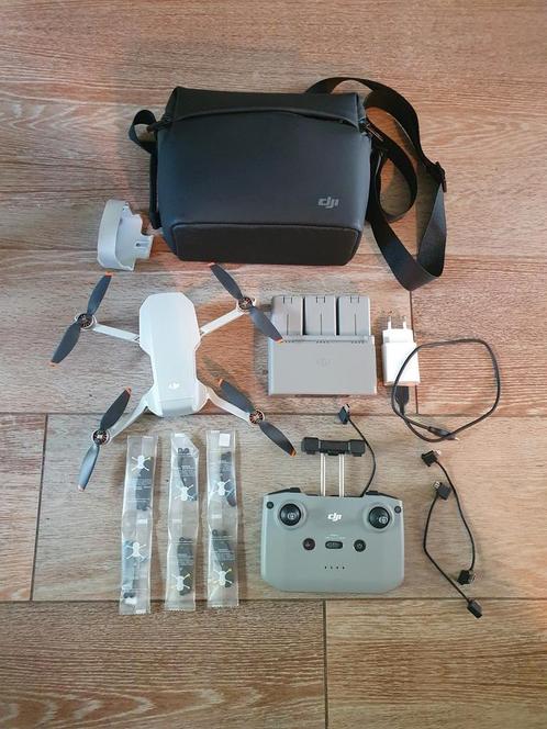 DJI mini 2 fly more combo, Audio, Tv en Foto, Drones, Zo goed als nieuw, Ophalen