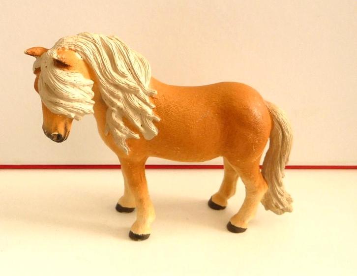 SCHLEICH TREKPAARD,SCHOTSE HOOGLANDER,VARKEN EN SCHAAP JAPAN, Verzamelen, Dierenverzamelingen, Zo goed als nieuw, Beeldje of Figuurtje
