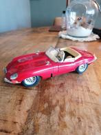 Jaquar modelauto, Hobby en Vrije tijd, Modelauto's | 1:24, Ophalen of Verzenden, Zo goed als nieuw, Bburago