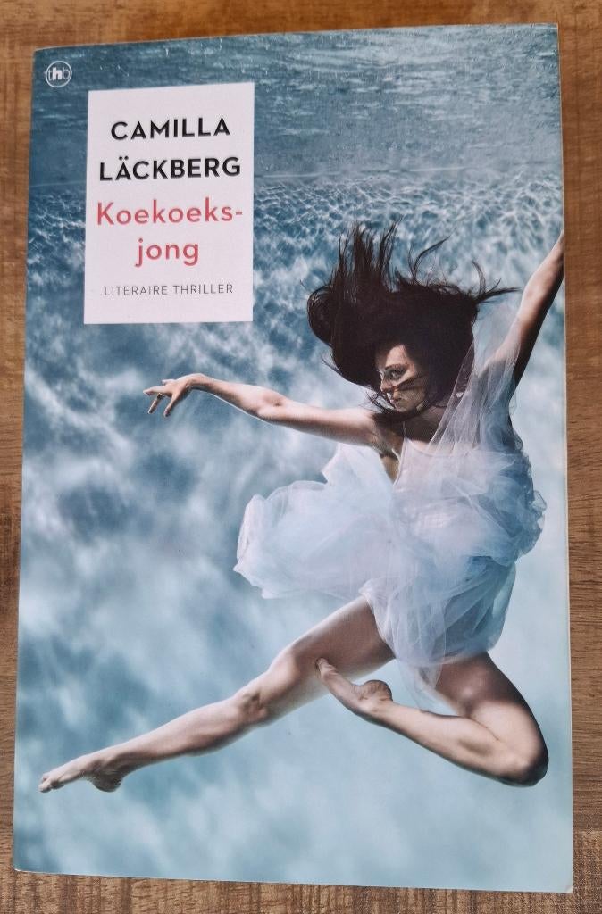 Koekoeksjong - Camilla  Läckberg, Gelezen, Ophalen of Verzenden, Nederland, Camilla Läckberg