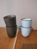 Blokker koffiemokjes - groen en wit - 4 stuks, Huis en Inrichting, Keuken | Servies, Ophalen of Verzenden, Zo goed als nieuw, Effen