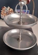 Etagere kleur zilver 2 verdiepingen, Ophalen of Verzenden, Zo goed als nieuw