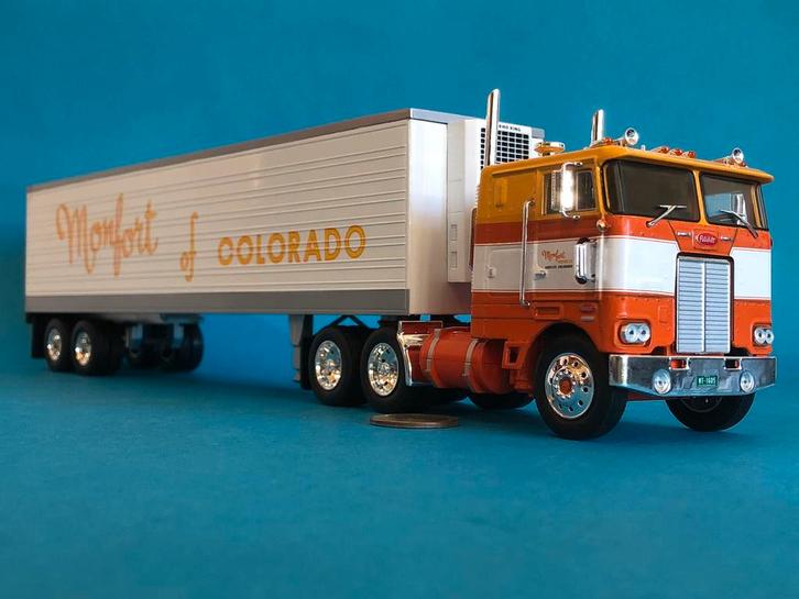 Peterbilt 352 & lange trailer Monfort! Nieuw&doos! KIJK!, Hobby en Vrije tijd, Modelauto's | 1:50, Nieuw, Bus of Vrachtwagen, Overige merken