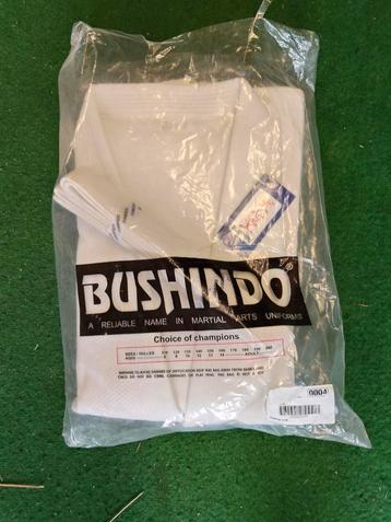 BUSHINDO PAK MAAT 180. (NIEUW) beschikbaar voor biedingen