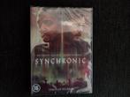 DVD SYNCHRONIC - TIME IS AN ILLUSION (nieuw in plastic), Vanaf 16 jaar, Ophalen of Verzenden, Nieuw in verpakking, Science Fiction