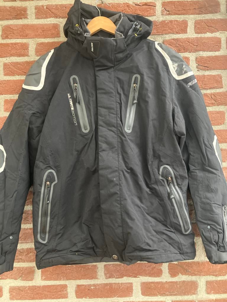 Zwarte Falcon Winterjas Maat M, Ophalen of Verzenden, Zo goed als nieuw, Maat 48/50 (M), Zwart
