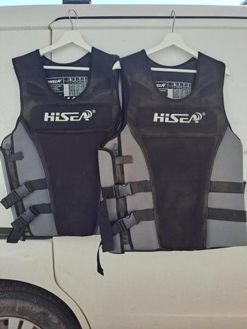 Twee nieuwe HiSEA zwemvesten beschikbaar voor biedingen