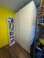 IKEA PAX kledingkast met schuifdeuren – Stijlvol, Huis en Inrichting, Ophalen, Gebruikt, 100 tot 150 cm, 200 cm of meer