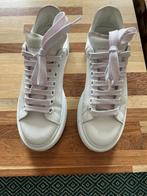 Witte Alexander McQueen maat 39, Kleding | Dames, Schoenen, Ophalen of Verzenden, Zo goed als nieuw, Wit, Sneakers of Gympen