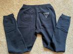 GUESS jogging broek zwart zilver glitter mt. S, Kleding | Dames, Broeken en Pantalons, Guess, Zwart, Ophalen of Verzenden, Zo goed als nieuw