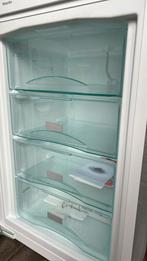 Miele inbouw vrieskast, Gebruikt, Minder dan 60 cm, Inbouw, Ophalen