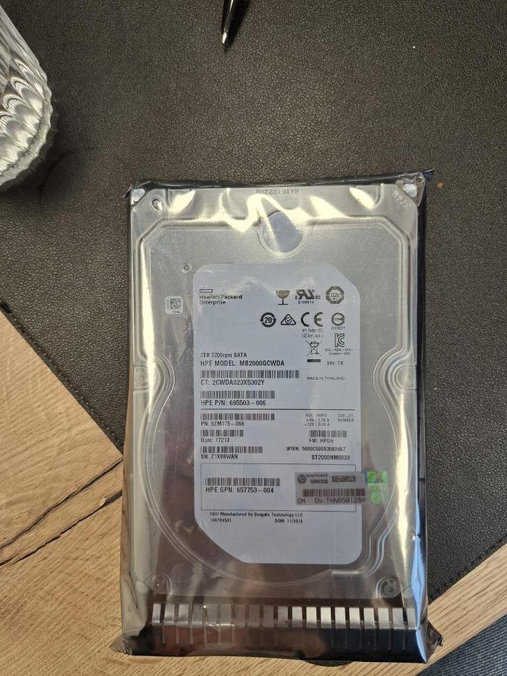 HPE 2TB 7200rpm SATA 3.5" Hard Drive – MB2000GCWDA, Computers en Software, Harde schijven, Nieuw, Desktop, Ophalen of Verzenden