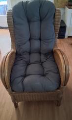 Rieten stoel, Ophalen, Overige materialen, Gebruikt, 100 tot 150 cm