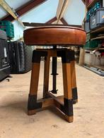 Industrieel Krukje Cognac Leer - In Hoogte Verstelbaar, Huis en Inrichting, Barkrukken, Ophalen, In hoogte verstelbaar, Zo goed als nieuw