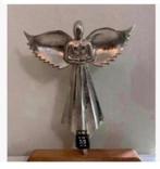 Korting Kerst? XL metalen engel op voet hout, 32 x 22/26 cm, Antiek en Kunst, Ophalen of Verzenden