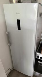 Haier H2F-220WSAA Vriezer, Minder dan 60 cm, Zo goed als nieuw, 140 tot 160 cm, Vrijstaand