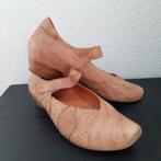think ! 39, Overige kleuren, Ophalen of Verzenden, Gedragen, Schoenen met lage hakken