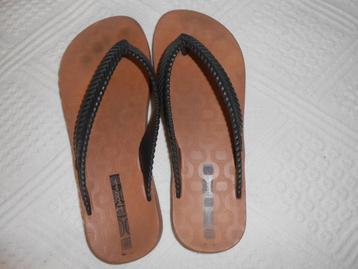 Slippers Ipanema maat 37 beschikbaar voor biedingen