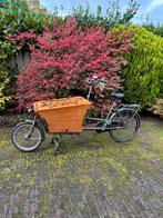 Bakfiets met afsluitbare bak. Drie versnellingen., Ophalen, Gebruikt, Goederen, Fietsfabriek