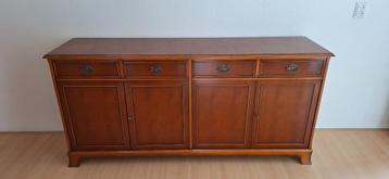 HELDENSE retro Dressoir, Eettafel, stoelen, kleed NIEUWSTAAT beschikbaar voor biedingen