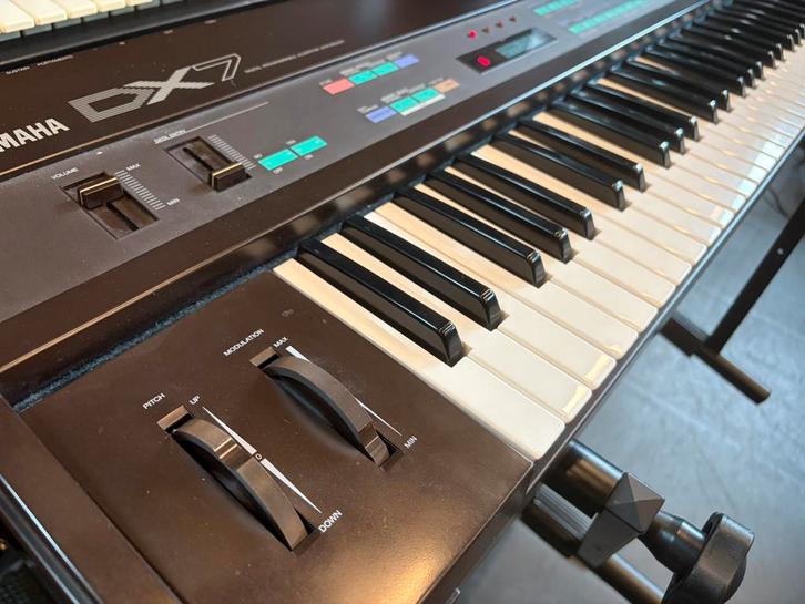 Yamaha DX7 - met memory mod, Muziek en Instrumenten, Synthesizers, Gebruikt, 61 toetsen, Yamaha, Ophalen