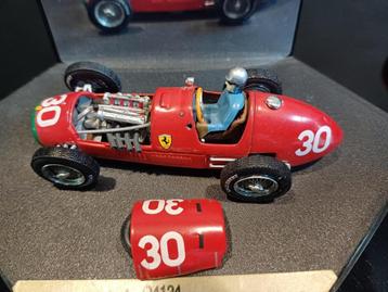 Formule 1 Ferrari 500 klein diorama 1952 beschikbaar voor biedingen