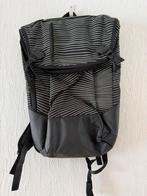 Zwarte gestreepte rugzak backpack reistas - Snipes ZGAN, Ophalen of Verzenden, Zo goed als nieuw, Zwart, Overige typen