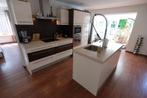 Nette keuken met kookeiland inclusief apparatuur, Huis en Inrichting, Keuken | Complete keukens, Ophalen, Gebruikt, Met kookeiland