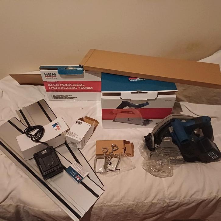 Invalzaag, liniaalzaag nieuw 165mm op 20V voeding., Doe-het-zelf en Verbouw, Gereedschap | Zaagmachines, Nieuw, Invalzaag, 30 tot 70 mm