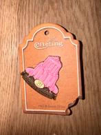 Efteling Jubileum Pin - Hans en Grietje 70 jaar, Ophalen of Verzenden, Zo goed als nieuw, Figuurtje, Speldje of Pin