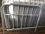 Wit Stalen Eenpersoonsbed met Matras, Huis en Inrichting, Slaapkamer | Bedden, Ophalen, 90 cm, Eenpersoons, Wit