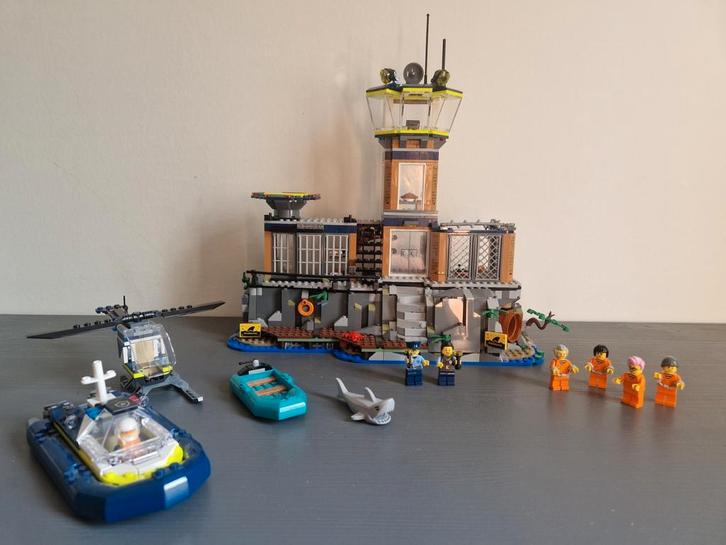 Lego city gevangenis eiland 60419, Kinderen en Baby's, Speelgoed | Duplo en Lego, Zo goed als nieuw, Ophalen
