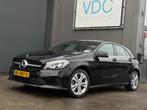 Mercedes-Benz A-klasse 180 Ambition | Automaat | Xenon | Tre, Auto's, Mercedes-Benz, Gebruikt, 4 cilinders, Leder en Stof, 1595 cc