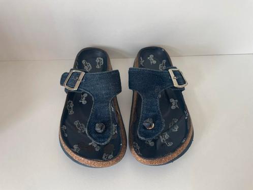 Leuke denim teenslippers van Hema maat 28/29, Kinderen en Baby's, Kinderkleding | Schoenen en Sokken, Gebruikt, Overige typen