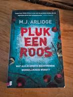 M.J. Arlidge - Pluk een roos, Boeken, Thrillers, Ophalen of Verzenden, Gelezen, M.J. Arlidge