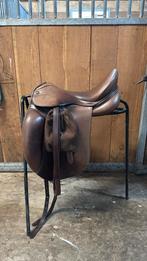 Bruin zadel model Wellington 17’8 inch, Dieren en Toebehoren, Ophalen, Zo goed als nieuw, Dressuur
