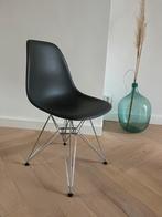 Vitra stoelen in top staat, weinig gebruikt, Ophalen, Zo goed als nieuw, Grijs, Eén