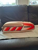 Honda SS50 Jubileumtank( Schubben) in Concoursstaat., Ophalen of Verzenden, Overige merken