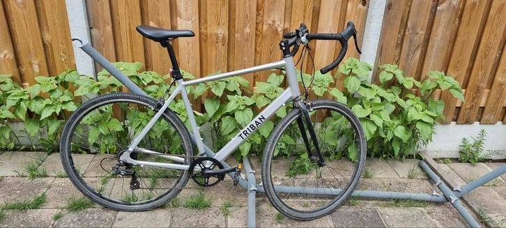 Racefiets Triban - klaar voor gebruik, Fietsen en Brommers, Fietsen | Dames | Sportfietsen en Toerfietsen, Zo goed als nieuw, Overige merken