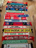 17 voetbal sjaaltjes., Ophalen of Verzenden, Zo goed als nieuw, PSV, Vaantje of Sjaal