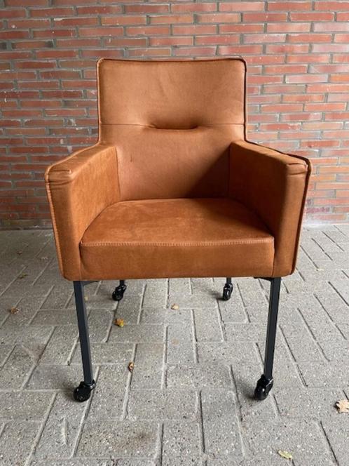 Eetkamer stoel Eco leer kleur Cognac  wielen voorraad actie, Huis en Inrichting, Stoelen, Nieuw, Vijf, Zes of meer stoelen, Leer