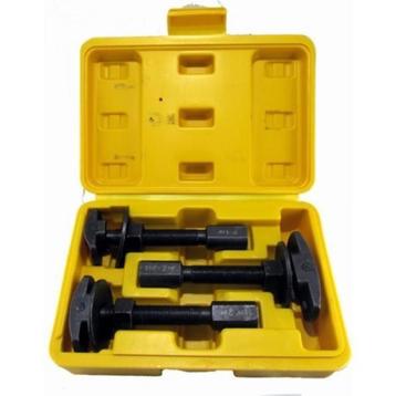 Lagertrekker set voor achterassen / Lagertrek klauwenset - 3 beschikbaar voor biedingen