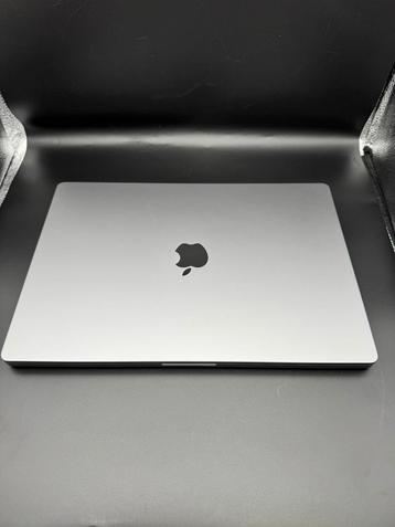 MacBook Pro M1 Max|16"| 64/1024Gb|%88|10core| Nette Staat! beschikbaar voor biedingen
