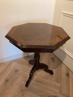 Notenhouten achthoekige antieke bijzettafel, Ophalen of Verzenden