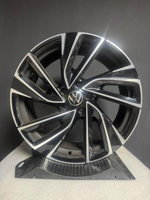 ❗️️ORIGINELE 19 INCH ADELAIDE VELGEN VOLKSWAGEN GOLF 8 R GTI, Auto-onderdelen, Banden en Velgen, Velg(en), Zomerbanden, 19 inch